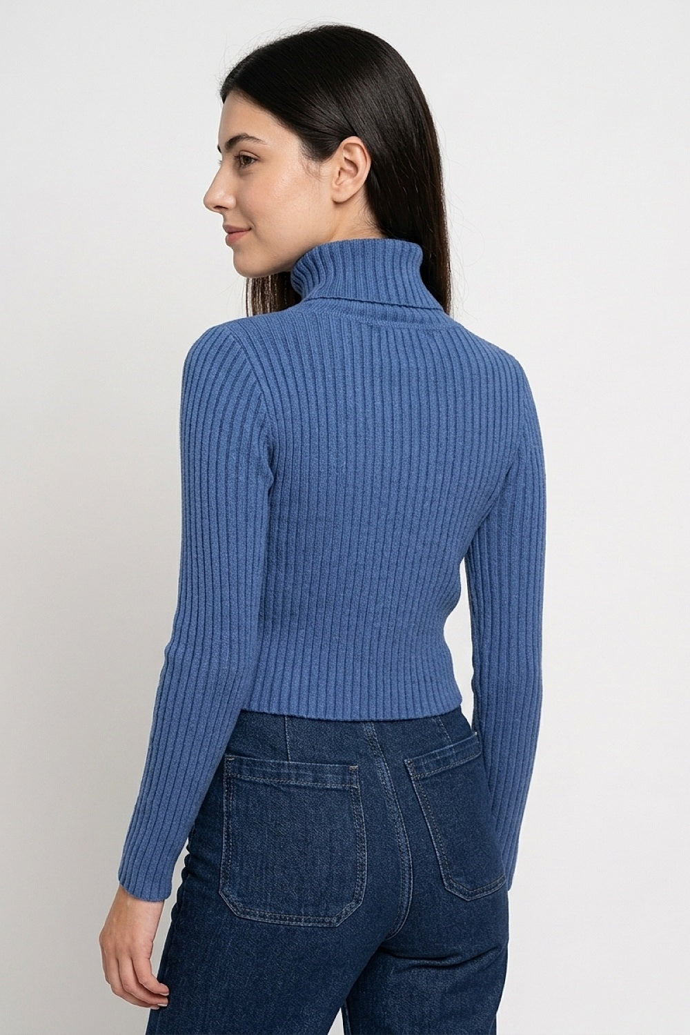 Sweater Crop Cuello Tortuga Azul Índigo