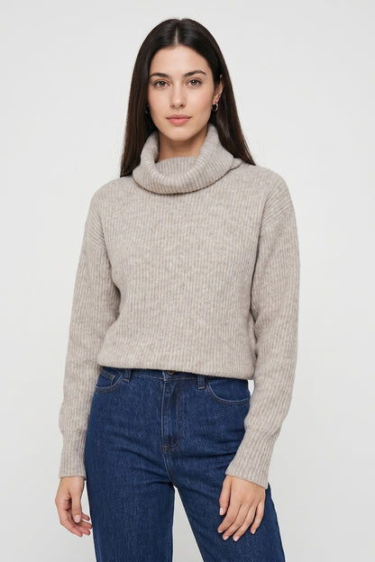 Sweater Acanalado Cuello Alto Khaki