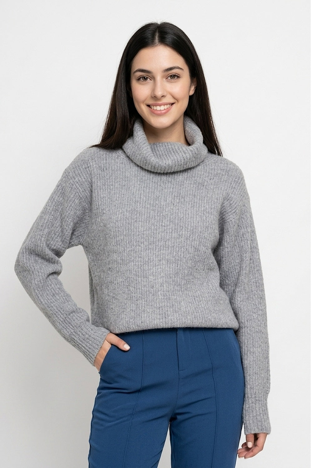 Sweater Acanalado Cuello Alto Gris