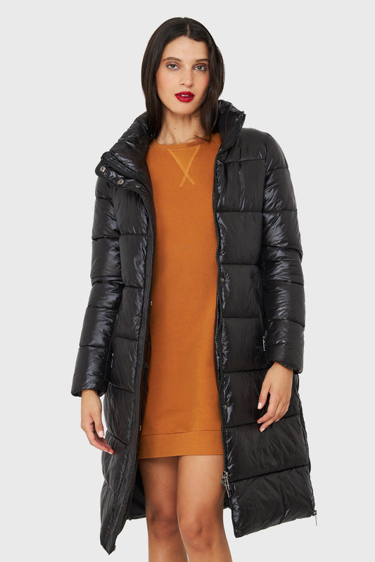 Parka Larga Acolchada Cuello Alto Negro