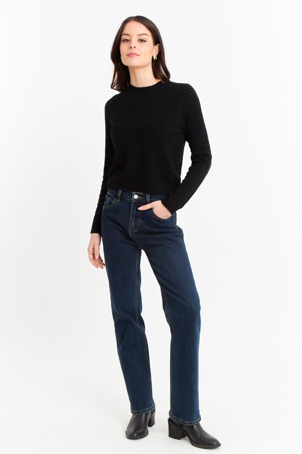 Sweater Básico Cuello Redondo Negro