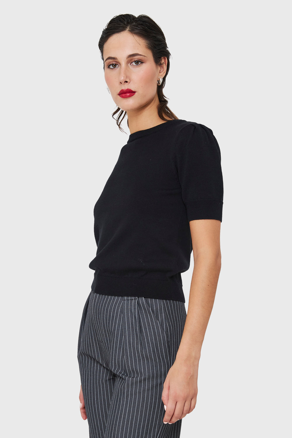Sweater Tipo Hilo Manga Princesa Negro