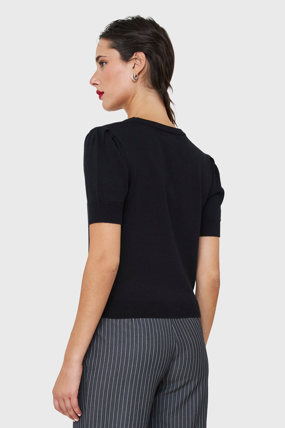 Sweater Tipo Hilo Manga Princesa Negro