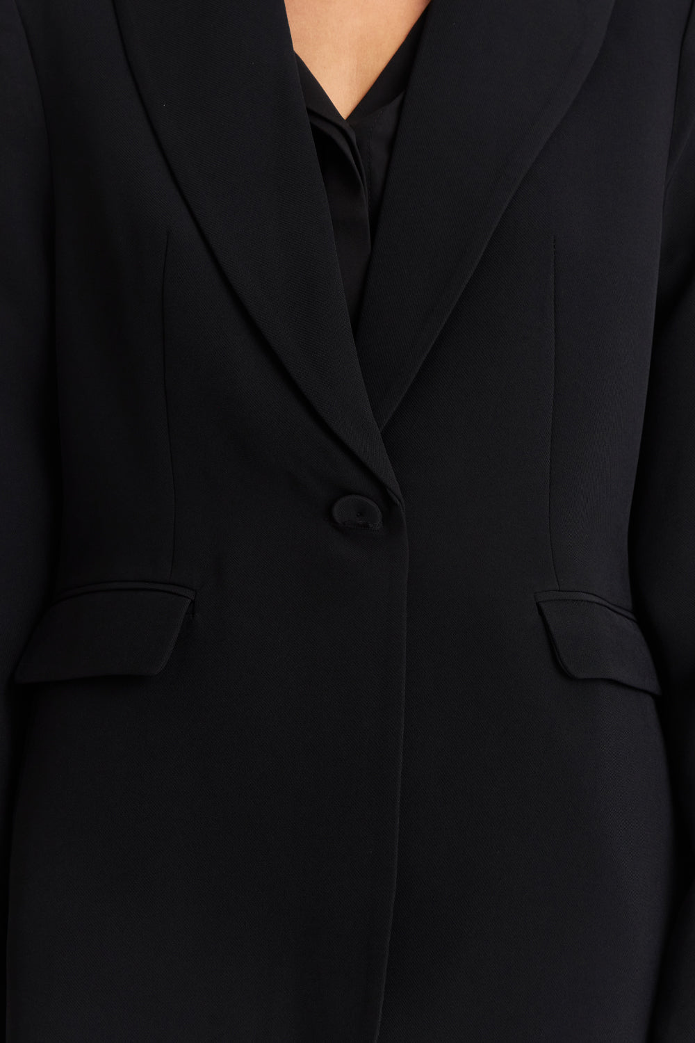 Blazer Bolsillos y Botón  Negro