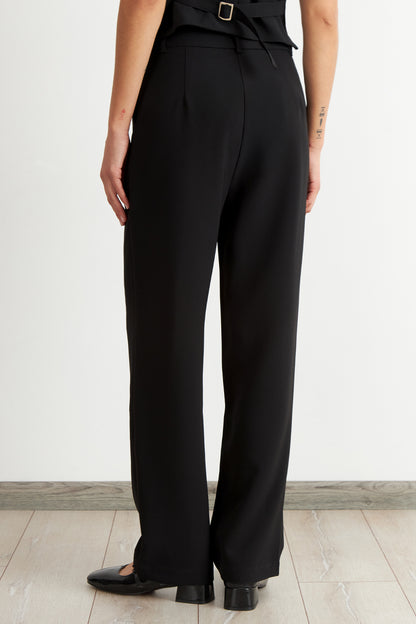 Pantalón Recto Con Pinza Negro