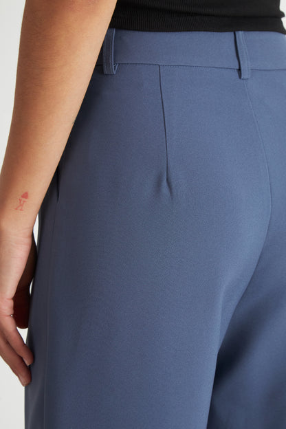 Pantalón Recto Con Pinza Azul