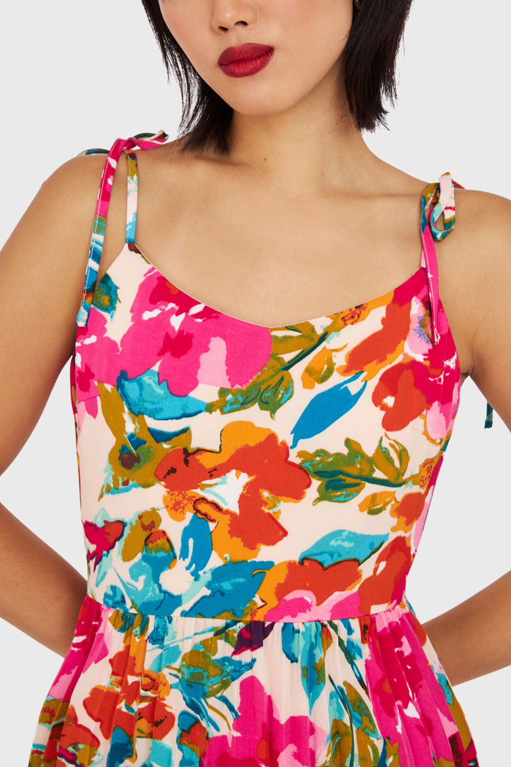 Vestido Con Faldón Plisado Fucsia