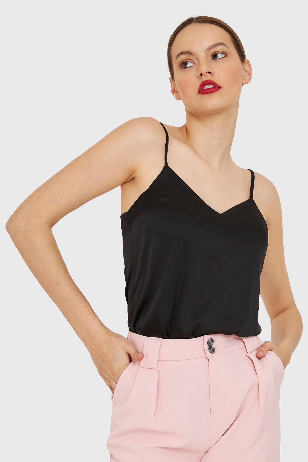 Top Básico Tipo Satín Negro Nicopoly