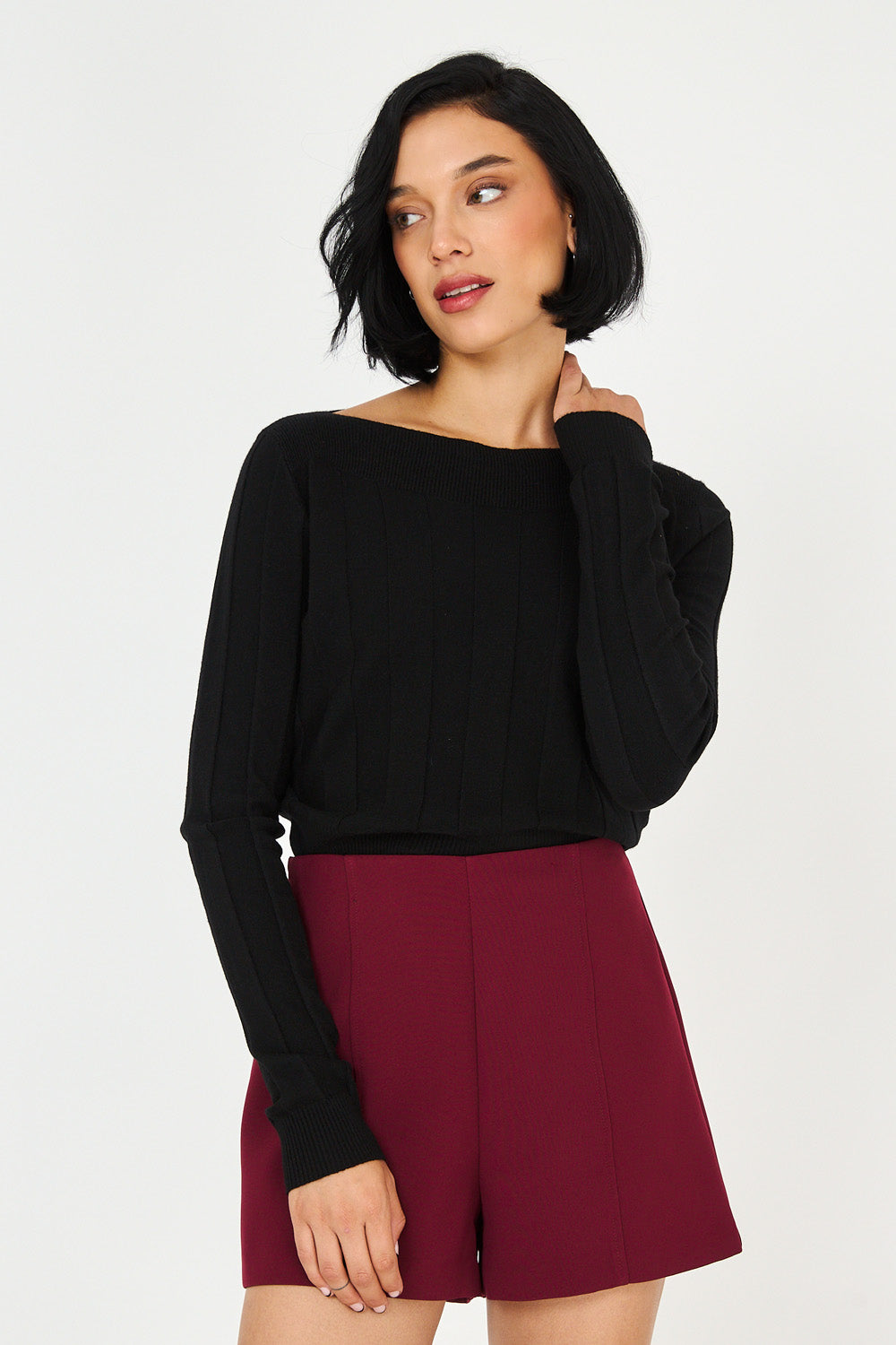 Sweater Cuello Bote Negro