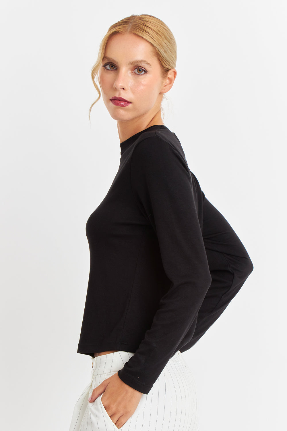 Polera Cuello Redondo Negro