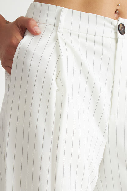 Pantalón de Pierna Recta Raya Diplomática Blanco