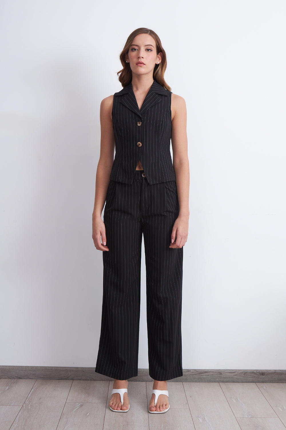 Pantalón de Pierna Recta Raya Diplomática Negro