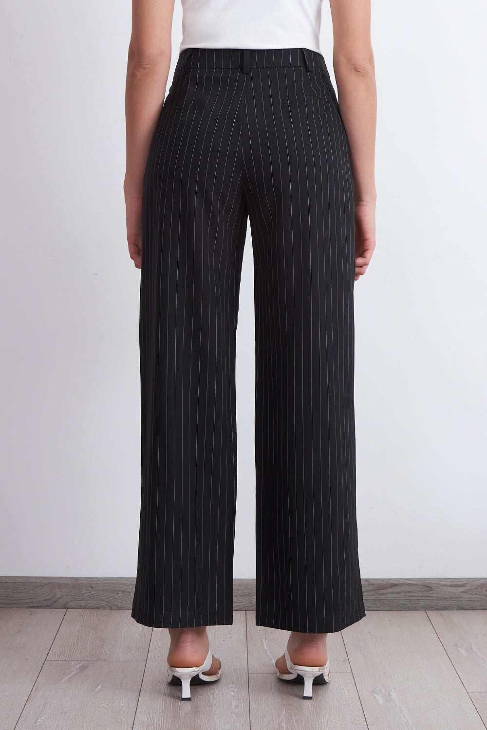 Pantalón de Pierna Recta Raya Diplomática Negro