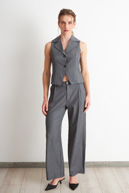 Pantalón de Pierna Recta Raya Diplomática Gris