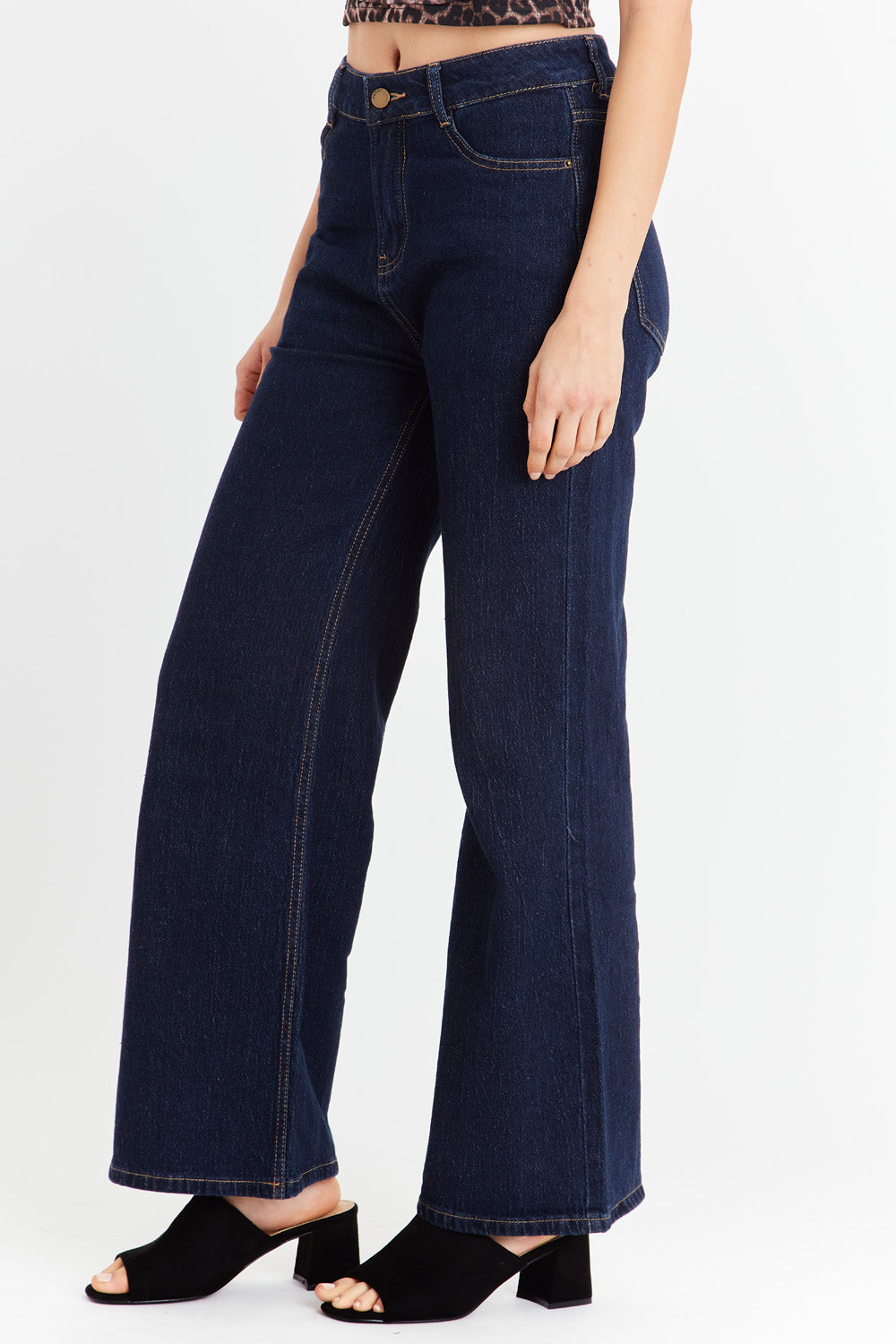 Jeans Básico Pierna Acampanada