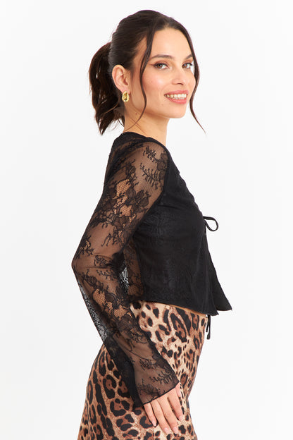 Blusa Nudo Delantero Encaje Negro
