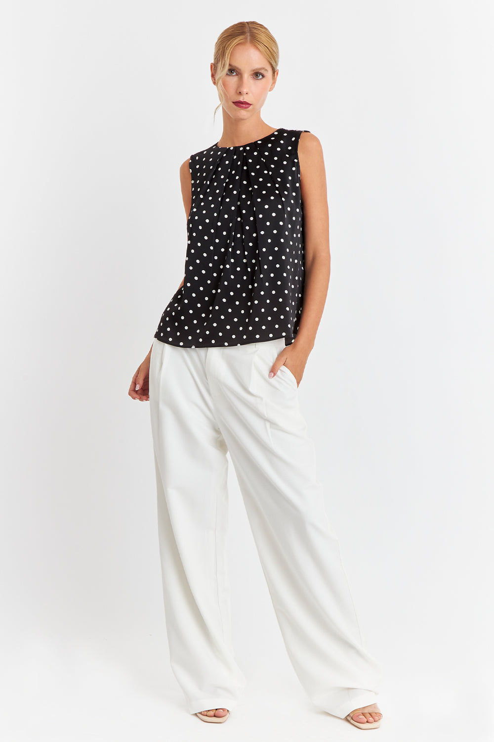 Blusa Puntos Negros