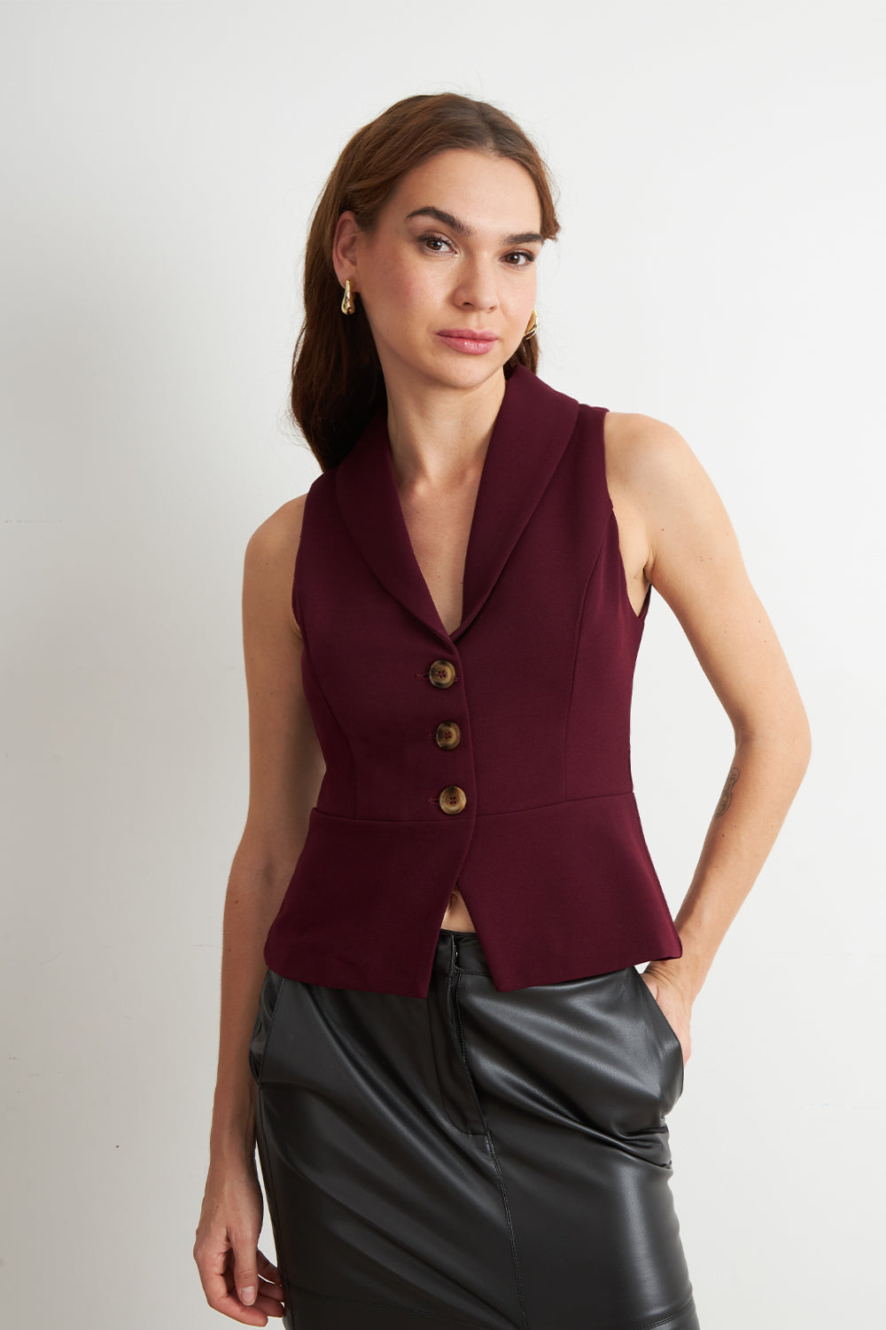 Gilet Sastre Entallado Burdeo