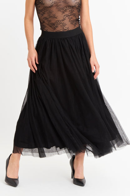 Falda Midi de Tul Negro