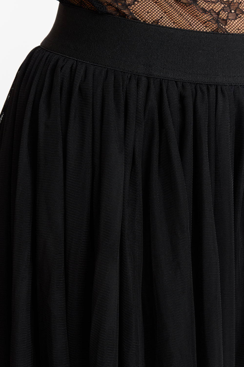 Falda Midi de Tul Negro