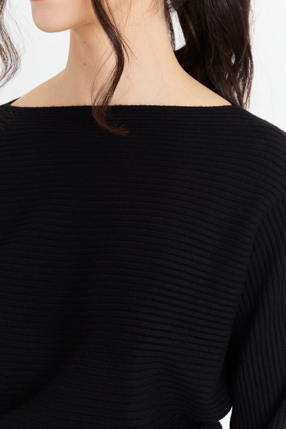 Vestido Acanalado Negro con Cinturón