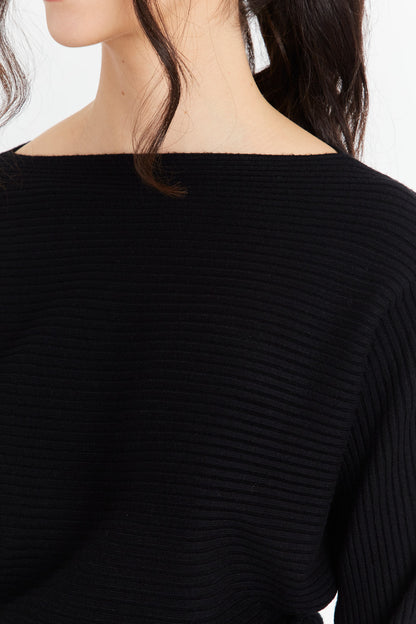 Vestido Acanalado Negro con Cinturón