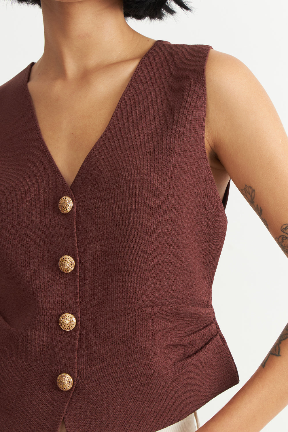 Gilet con Drapeado Lateral Café