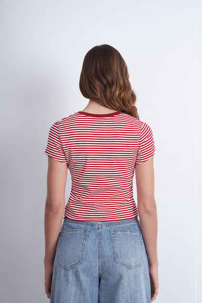 Polera Básica Cuello Redondo Líneas Rojo