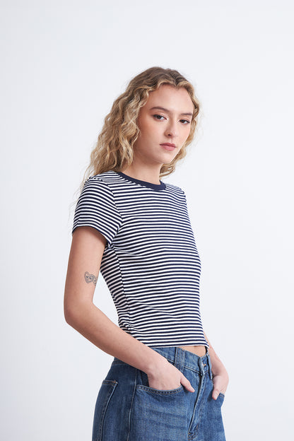 Polera Básica Cuello Redondo Líneas Azul Marino