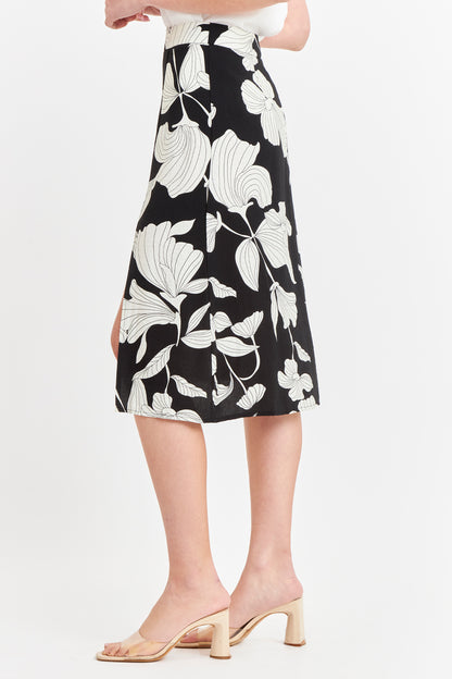 Falda Midi Negra con Flores Blancas