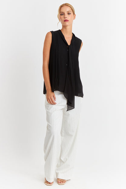 Blusa Cuello Tipo Corbata Negro