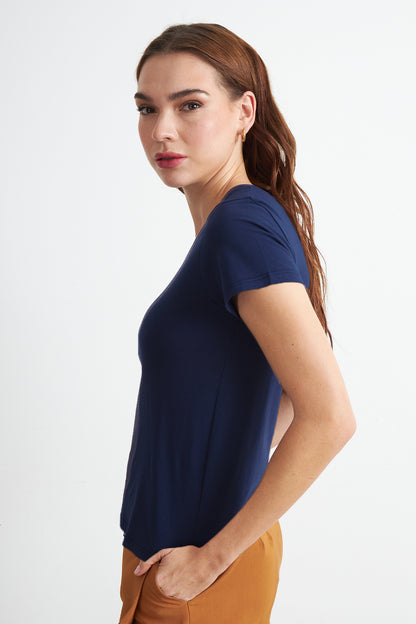 Polera Escote en V Básica Azul Marino