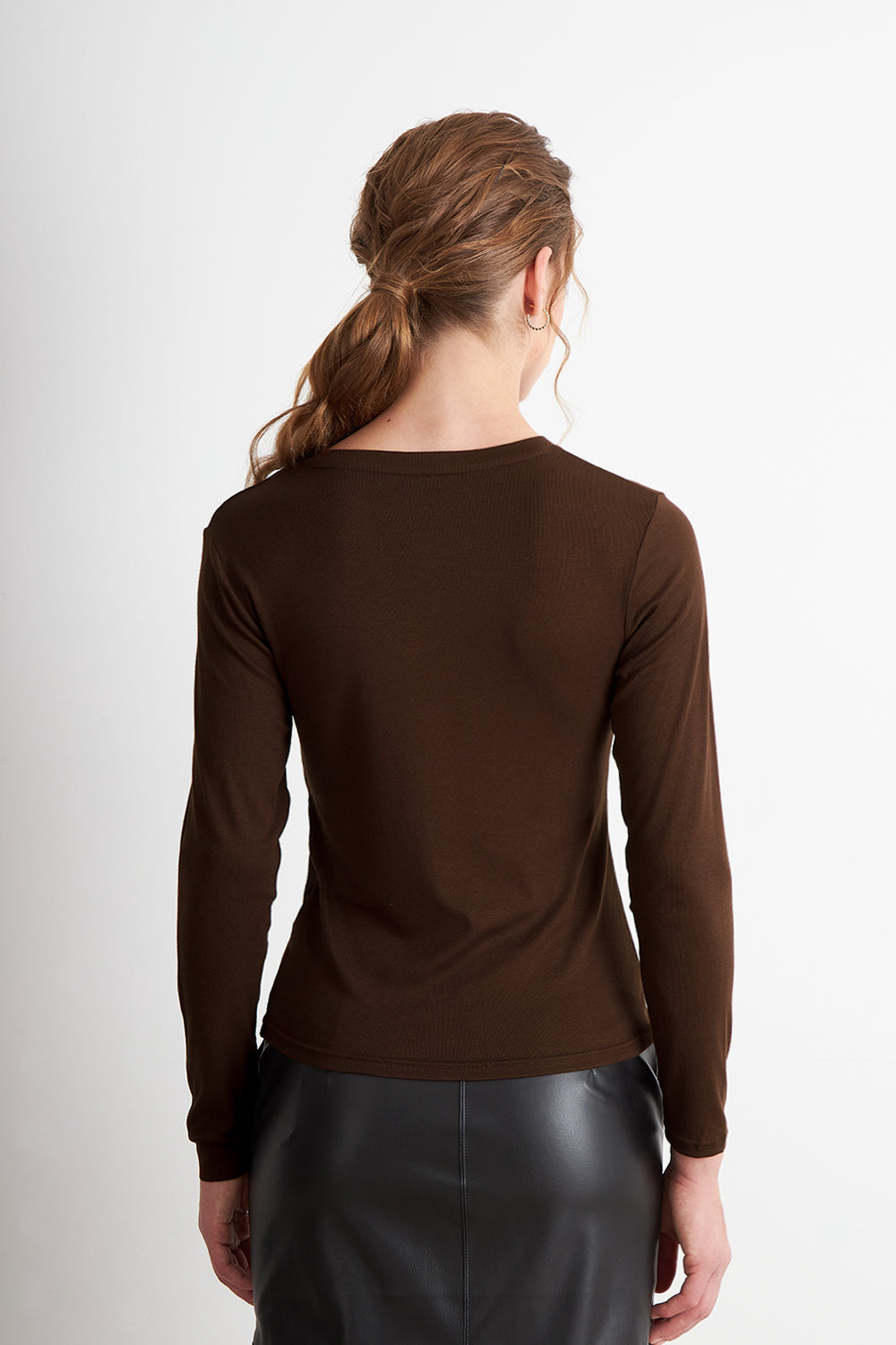 Polera Manga Larga Cuello Redondo Café
