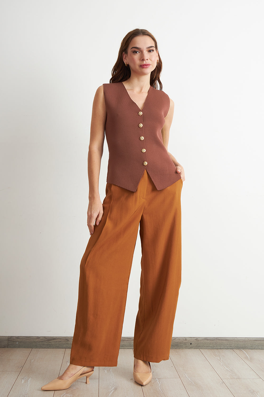 Gilet Largo con Botones Marrón