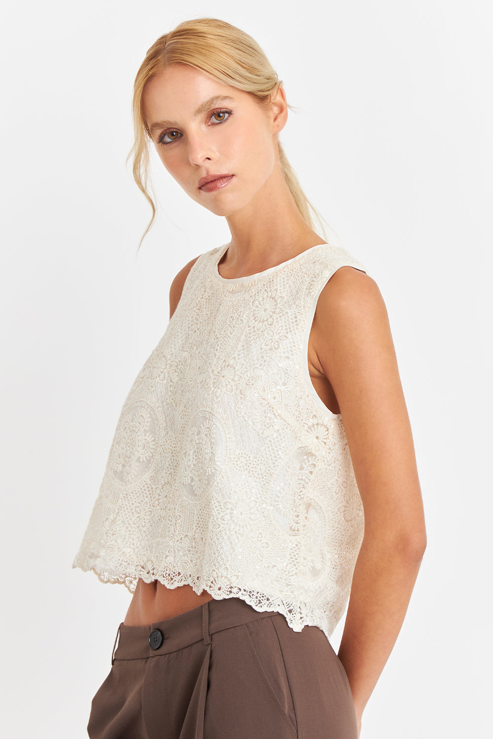 Blusa Encaje Detalle Lentejuelas Blanco
