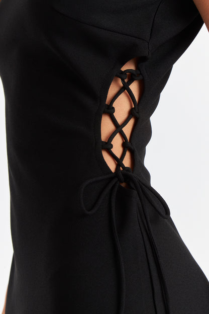 Vestido Ajustado Cut Out Negro