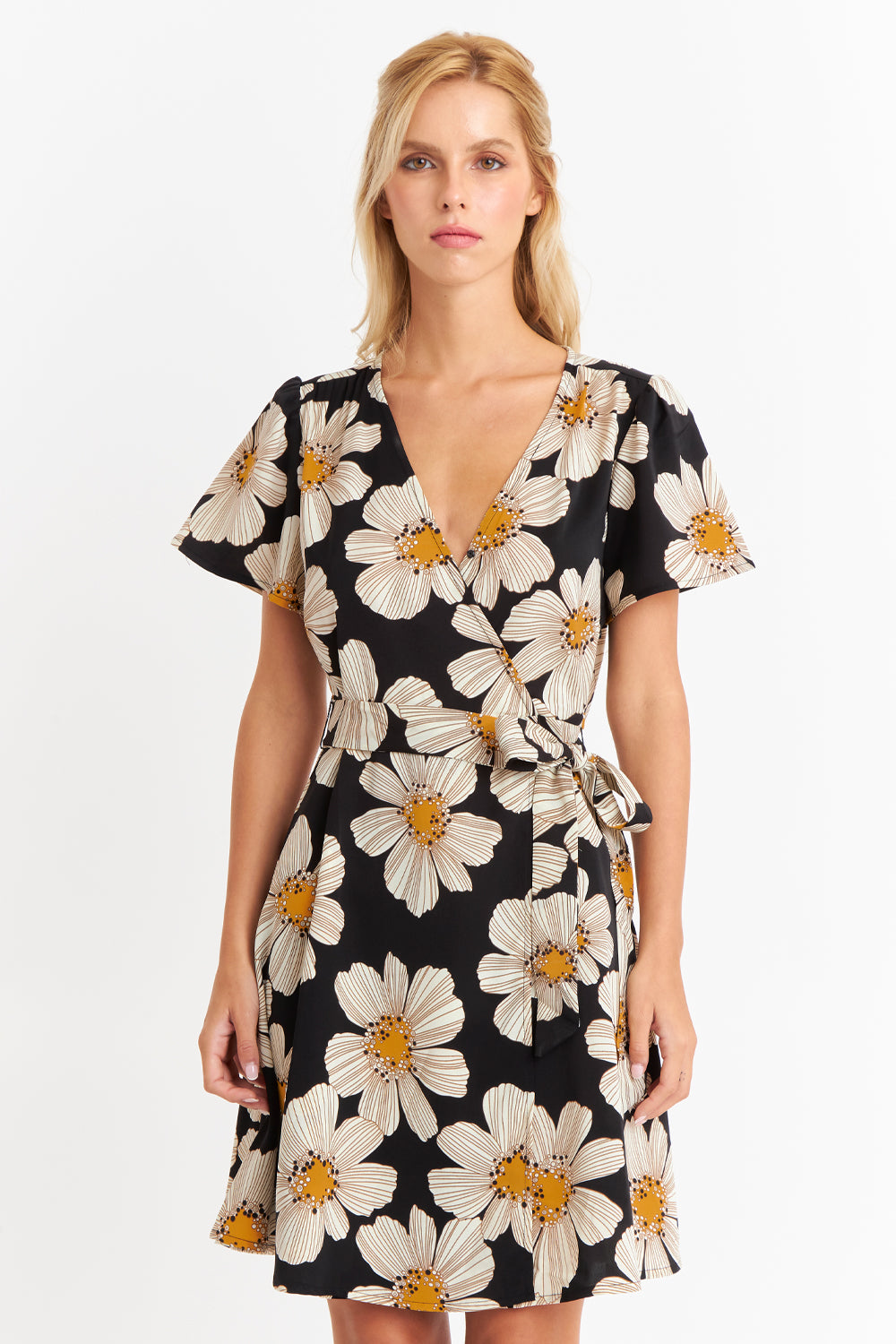 Vestido Escote Cruzado Flores Negras