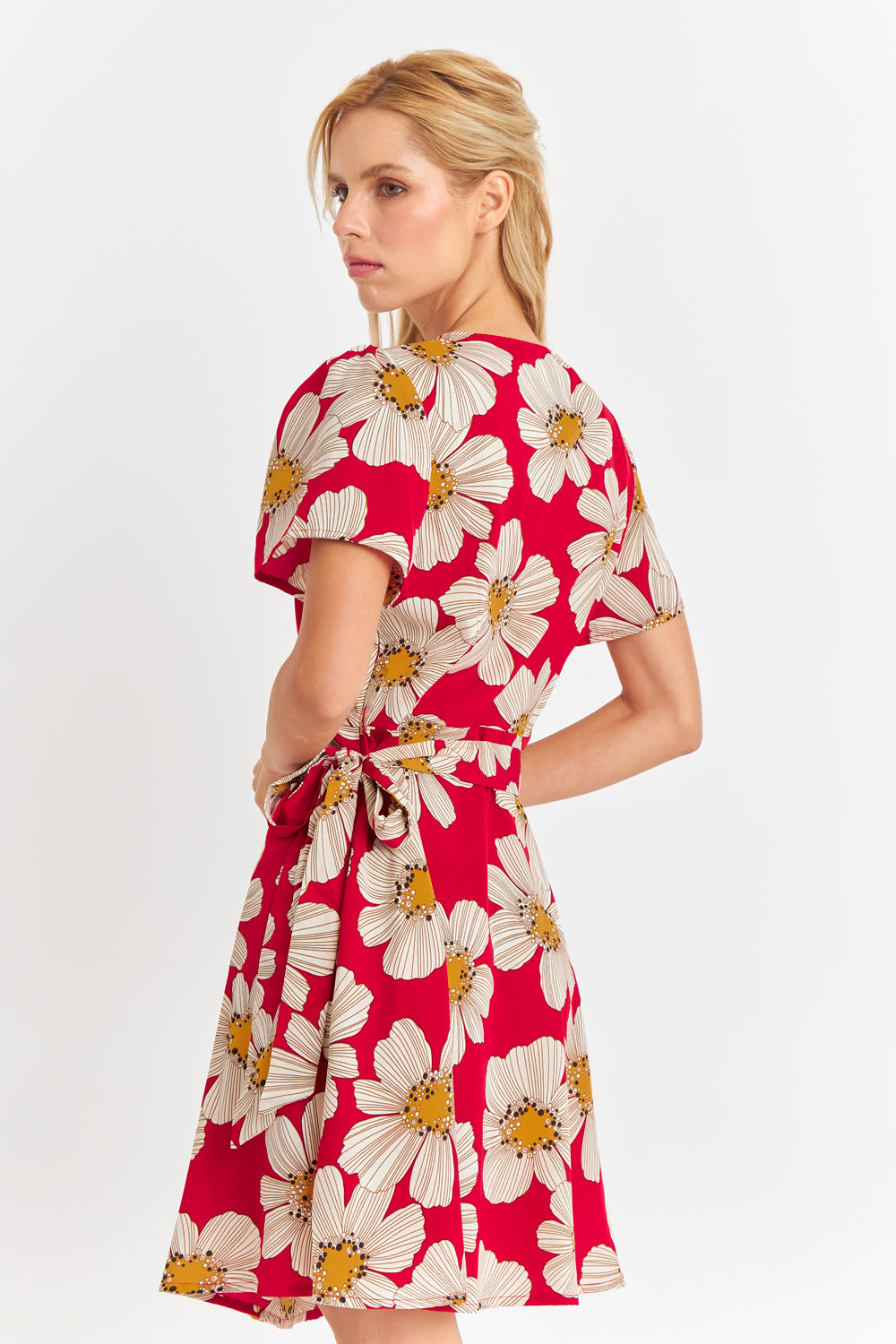 Vestido Escote Cruzado Flores Rojas Nicoply