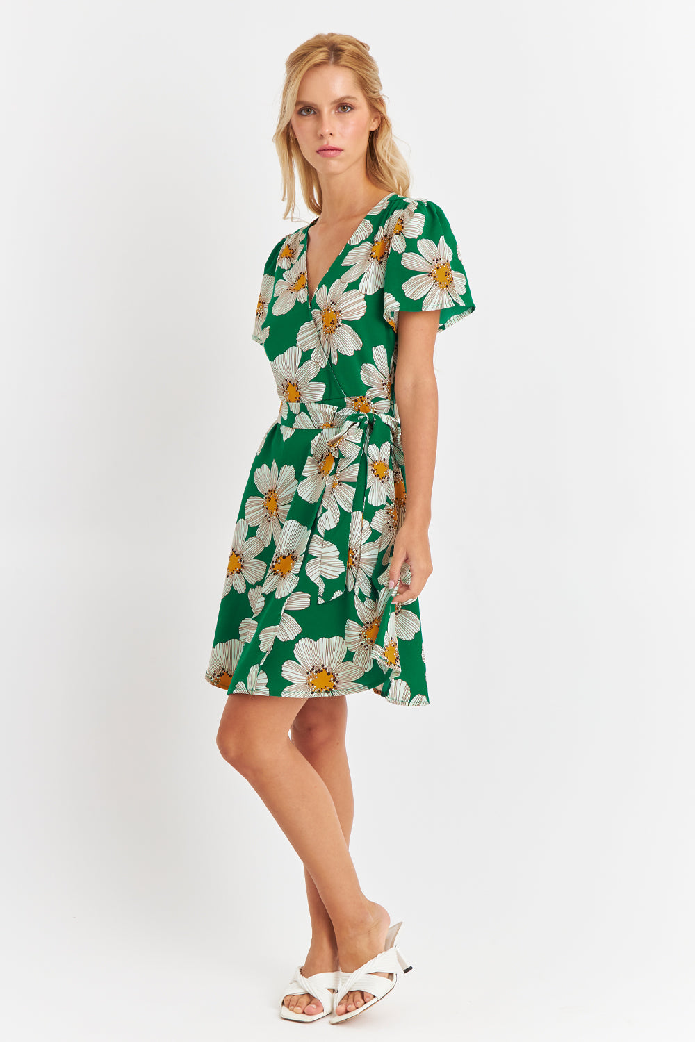 Vestido Escote Cruzado Flores Verde Nicoply