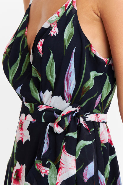 Vestido Corto Floral con Vuelos Cruzados Rosado