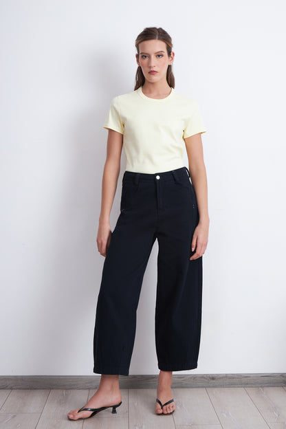 Jeans Corte Barrel Azul Marino