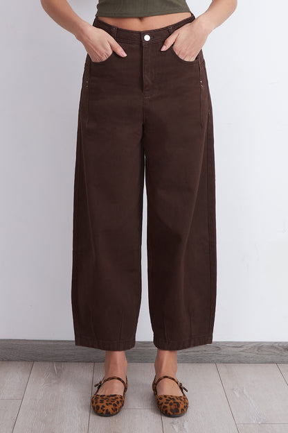 Jeans Corte Barrel Café