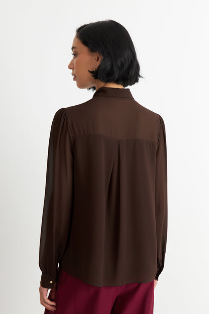 Blusa Manga Larga con Corbatín Café