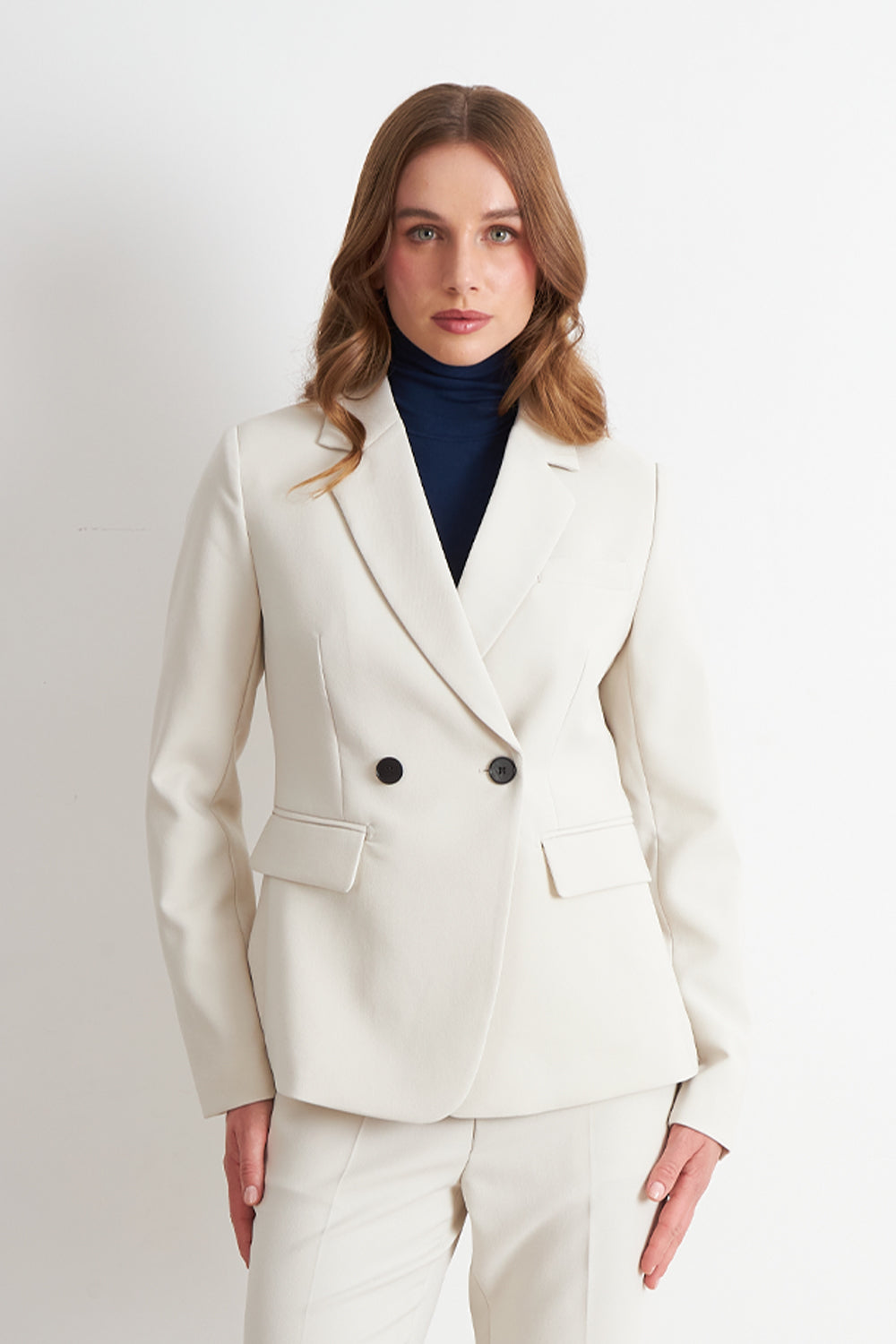 Blazer Sastrero Dos Botones Blanco