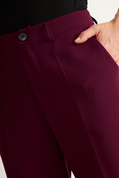Pantalón Sastrero Recto Burdeo