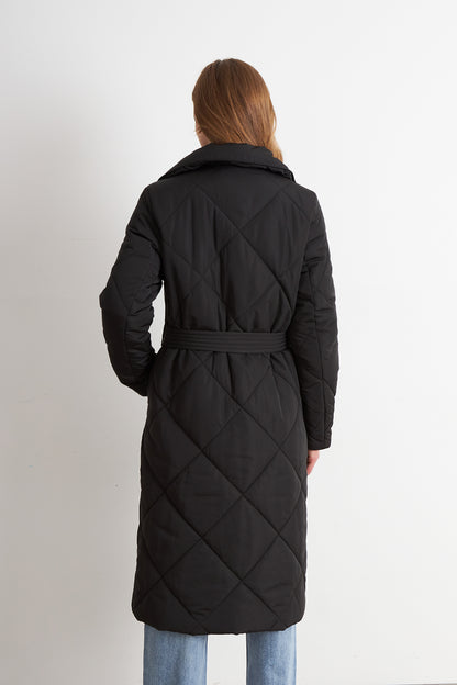 Parka Acolchada con Cinturón Lazo Negro