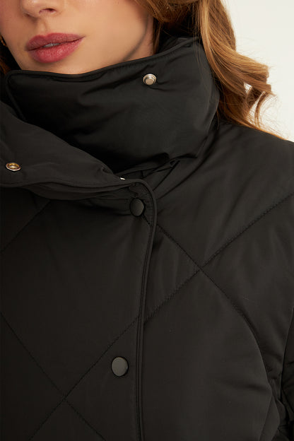 Parka Acolchada con Cinturón Lazo Negro