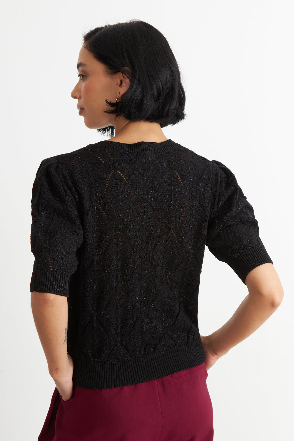 Polera Manga Corta de Hilo Negro