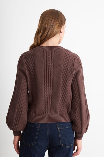 Sweater Trenzado Cuello Redondo Café