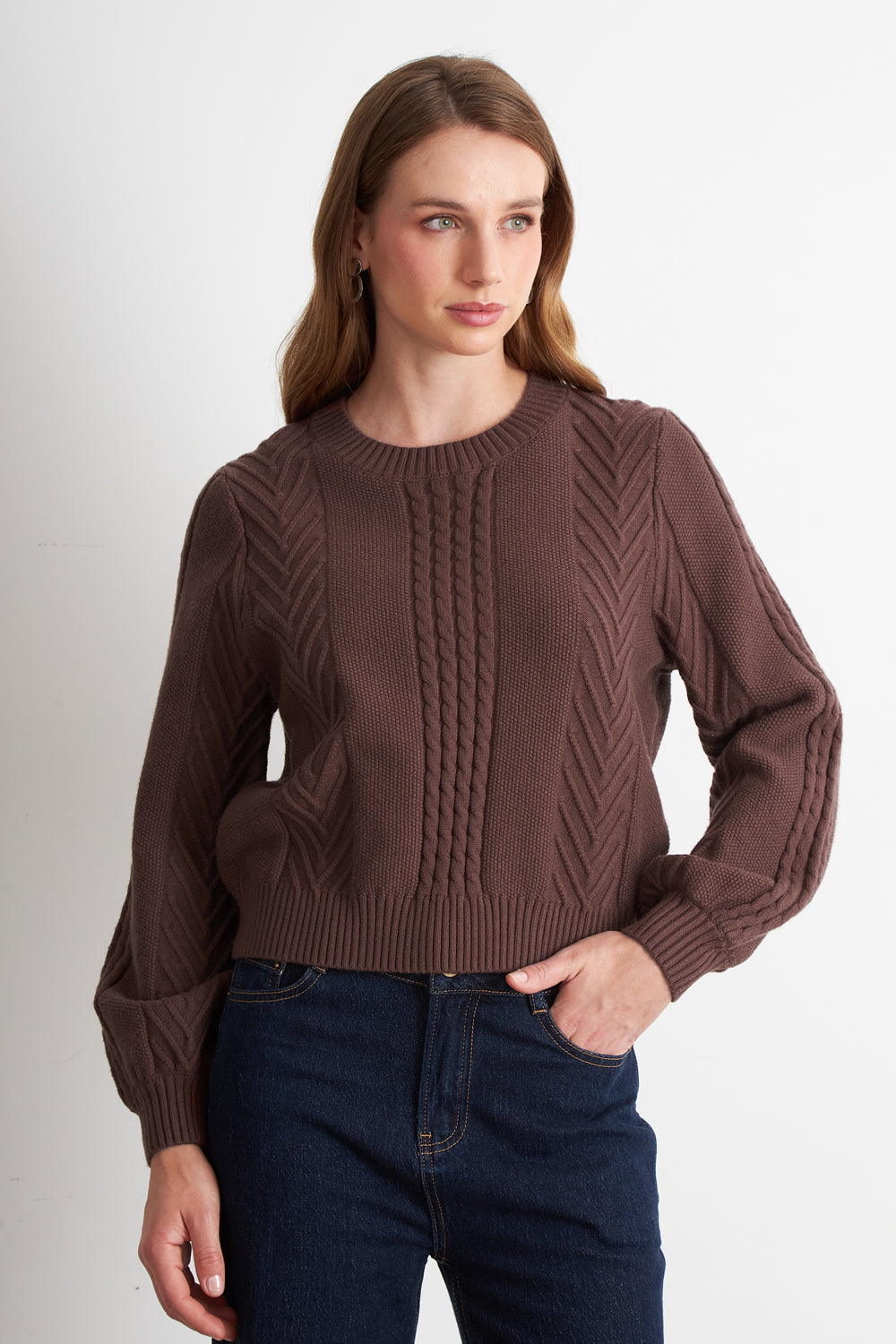 Sweater Trenzado Cuello Redondo Café